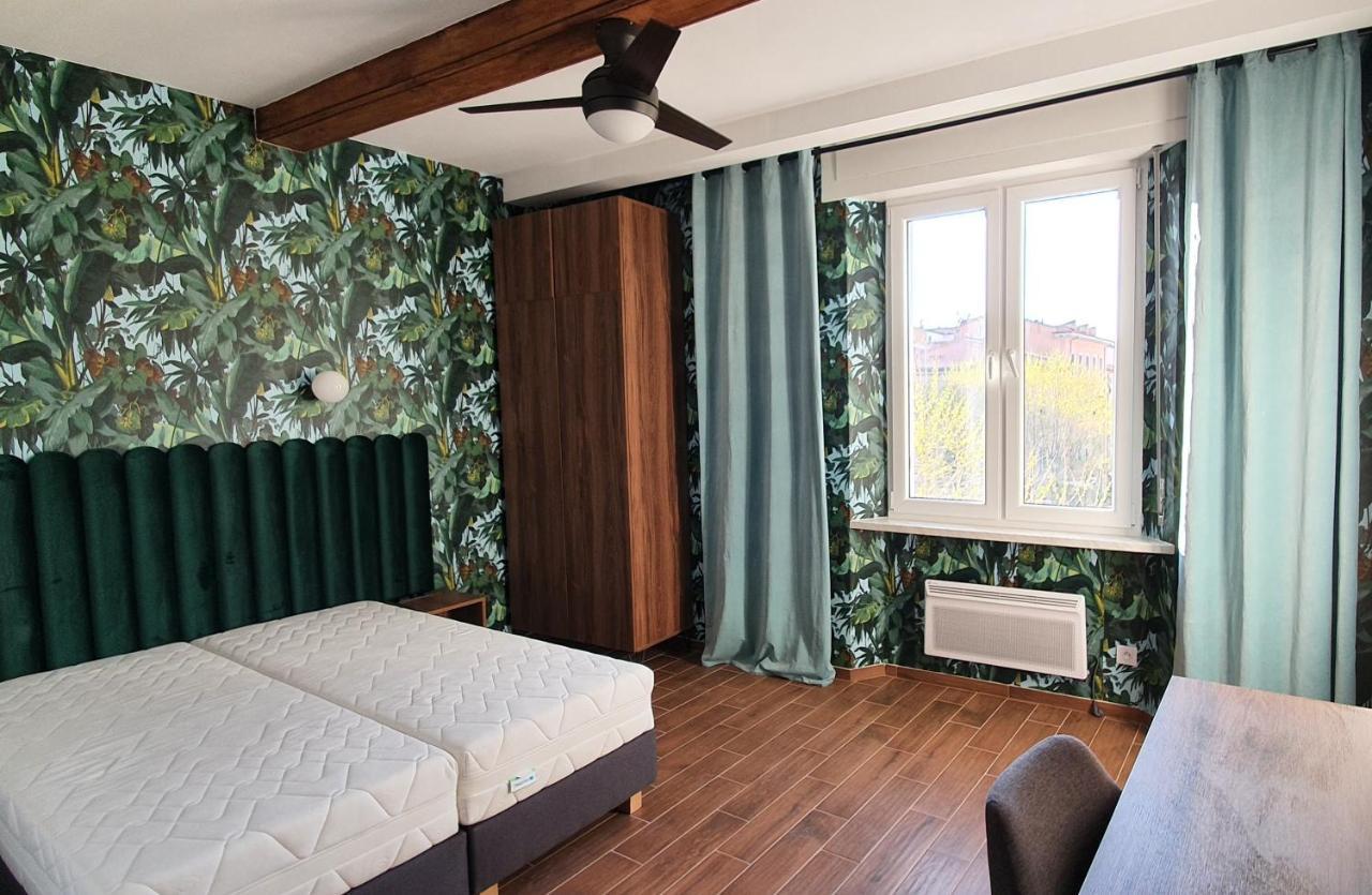 Luxurio Rooms With Baths Livorno Exterior photo