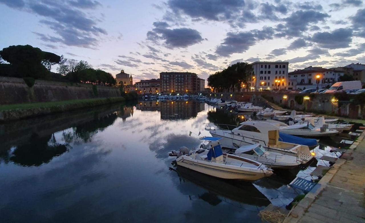 Luxurio Rooms With Baths Livorno Exterior photo