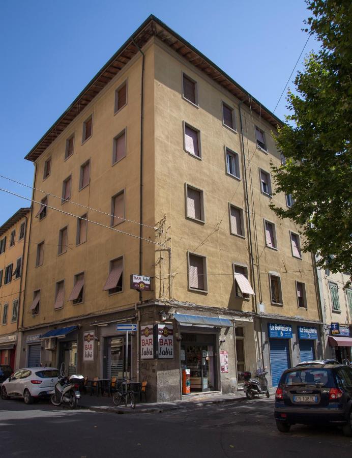 Luxurio Rooms With Baths Livorno Exterior photo